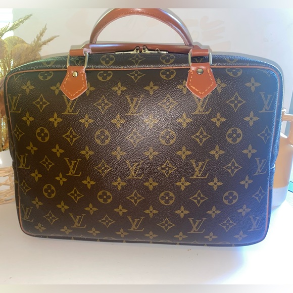 Louis Vuitton authentic large monogram reporter PM shoulder bag - Picture 7 of 13
